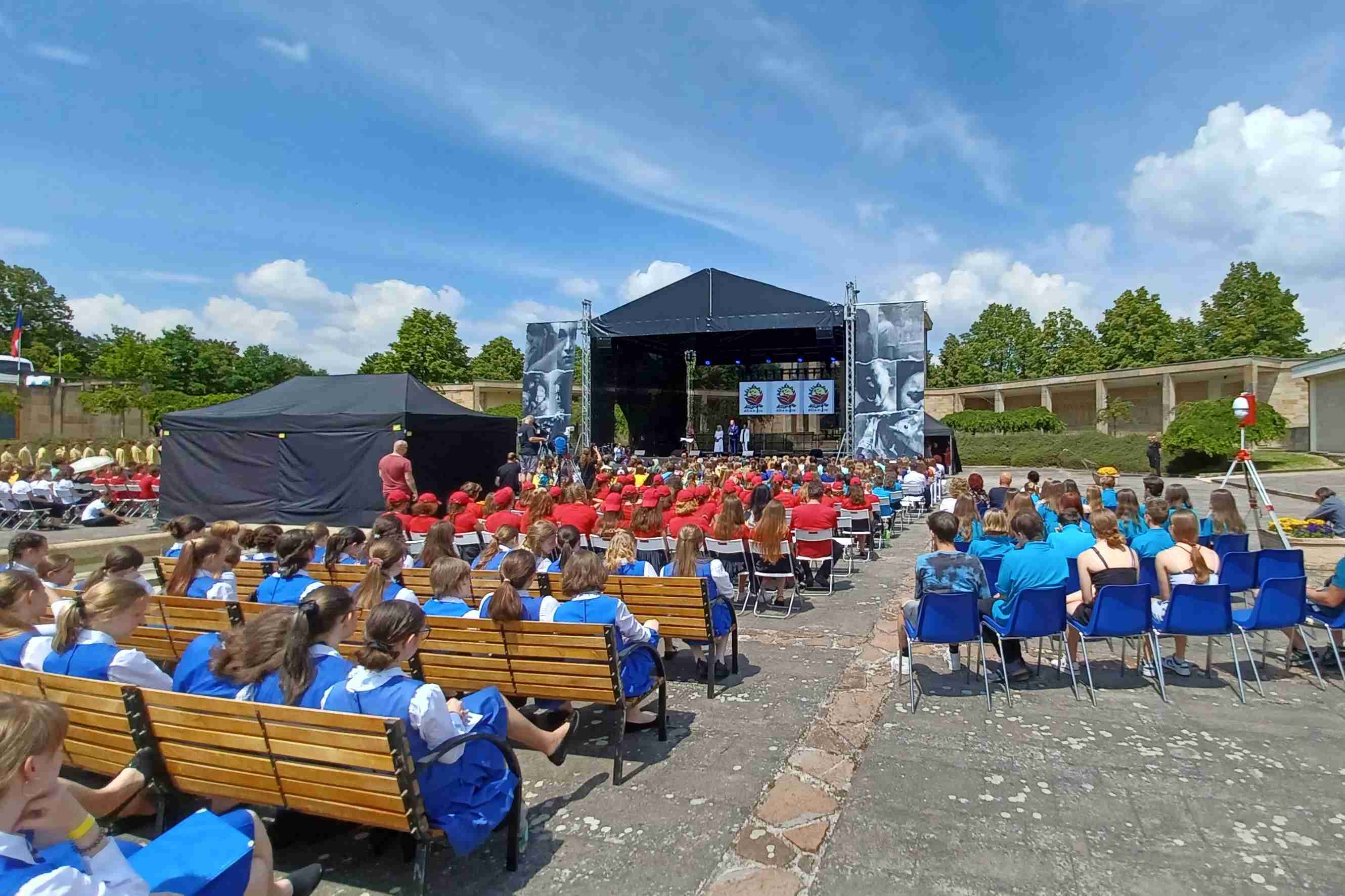 25 Festival Světlo za lidice