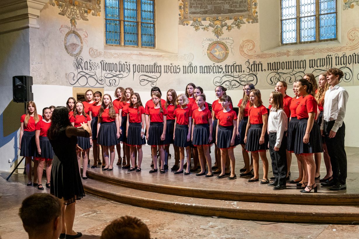 230920 Od folkloru k opeře_04